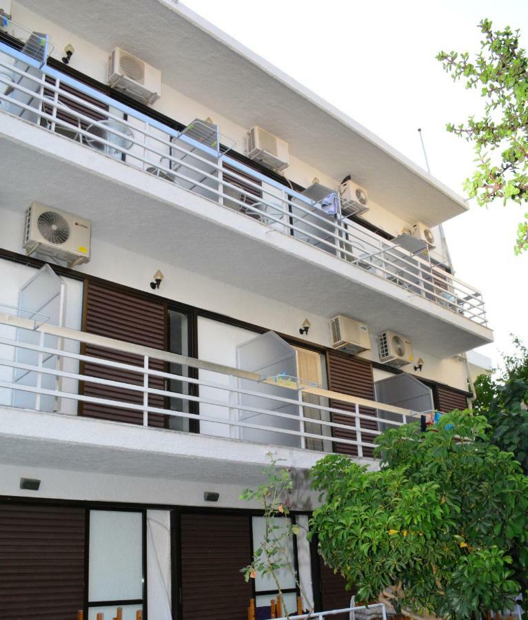 Golden Star Hotel Agia Marina  Exterior foto